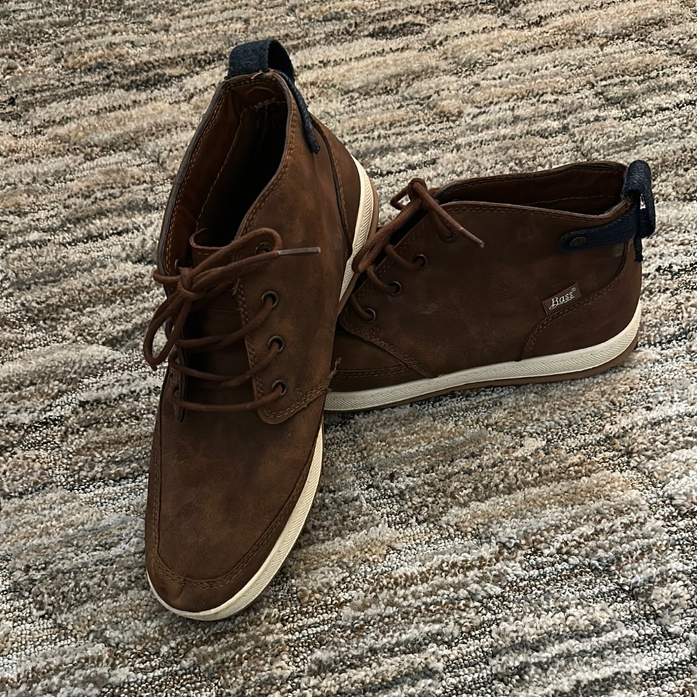 Bass Brown Chukka Boots Suede Leather Casual